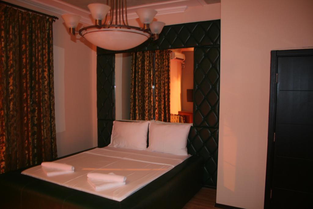 Vila Hedonija Hotel Belgrade Room photo